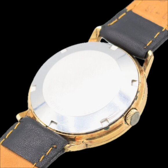 Vintage 34mm Wittnauer Men\'s Automatic Wristwatch Swiss Gold Tone Running main image 4